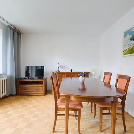 Spacious Apartment In Green Location Varsavia Esterno foto
