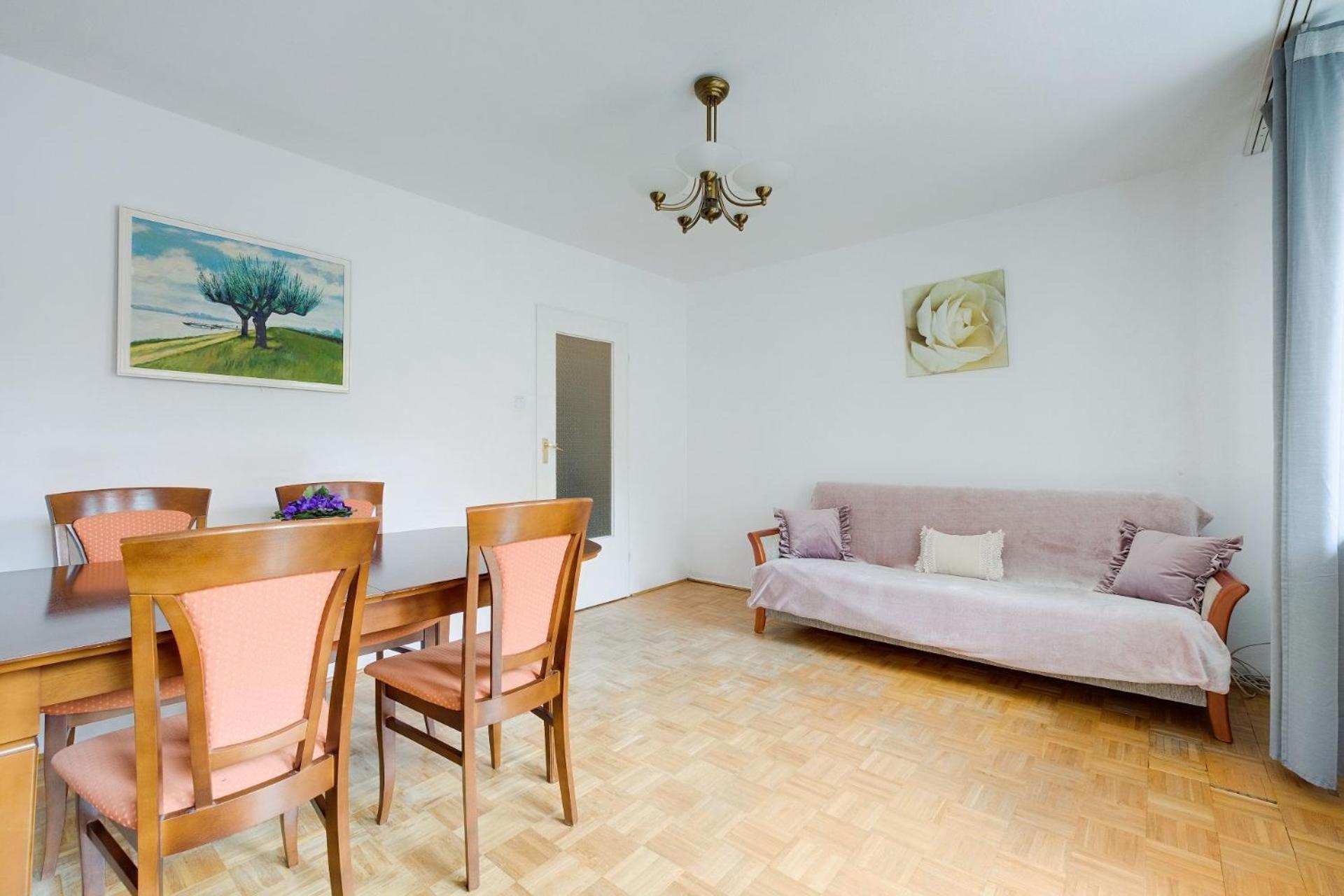 Spacious Apartment In Green Location Varsavia Esterno foto