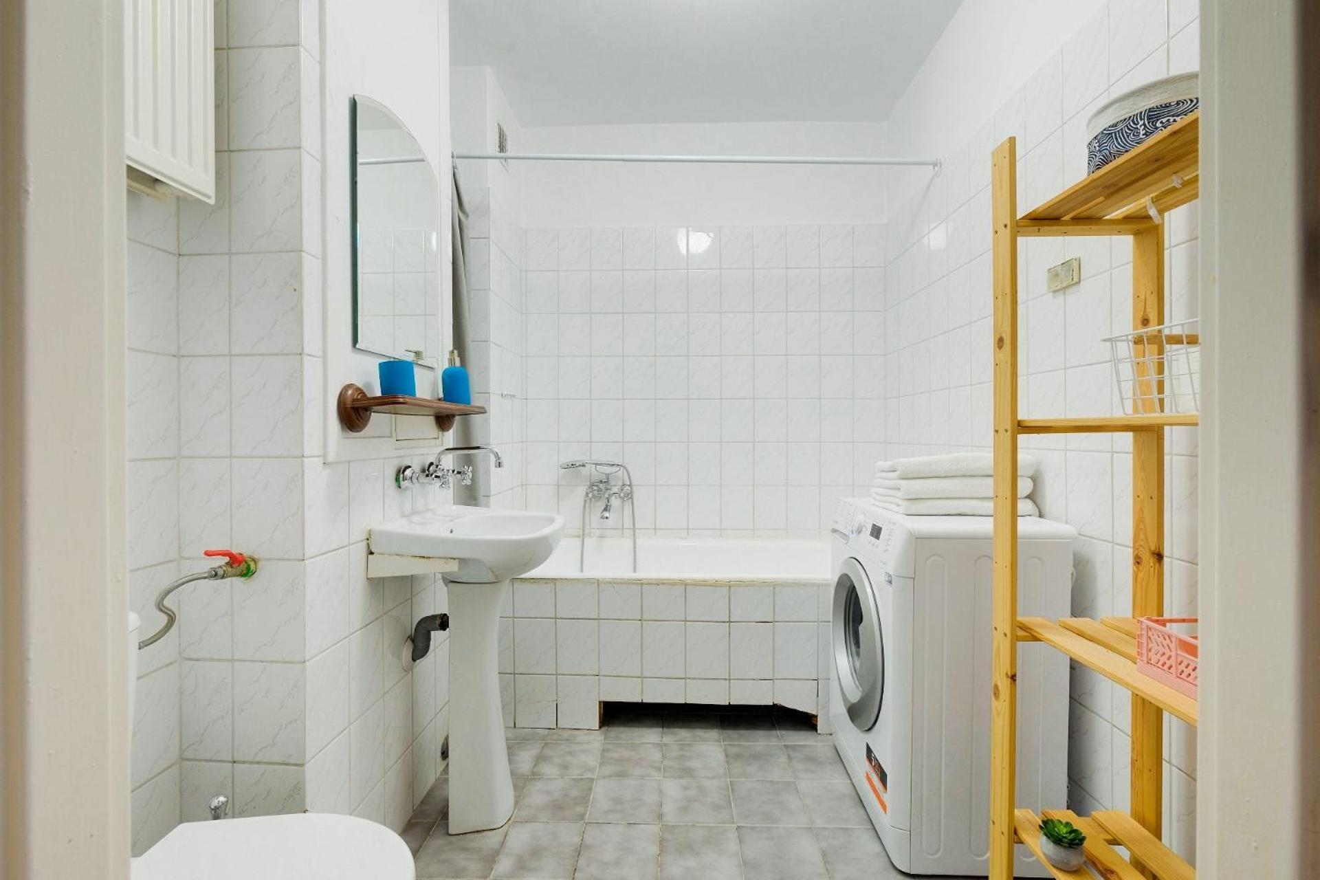 Spacious Apartment In Green Location Varsavia Esterno foto