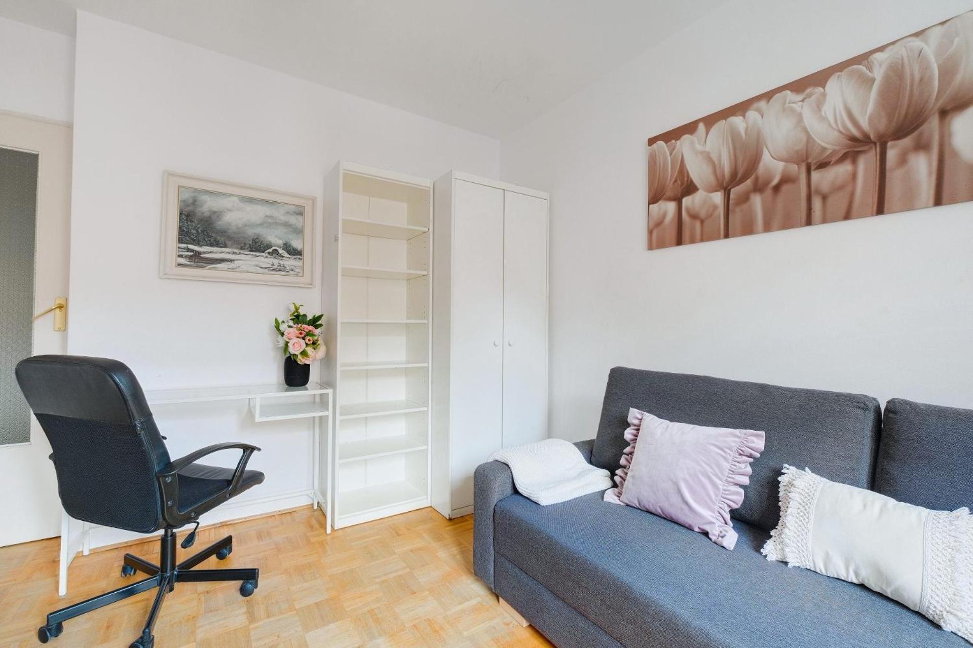 Spacious Apartment In Green Location Varsavia Esterno foto